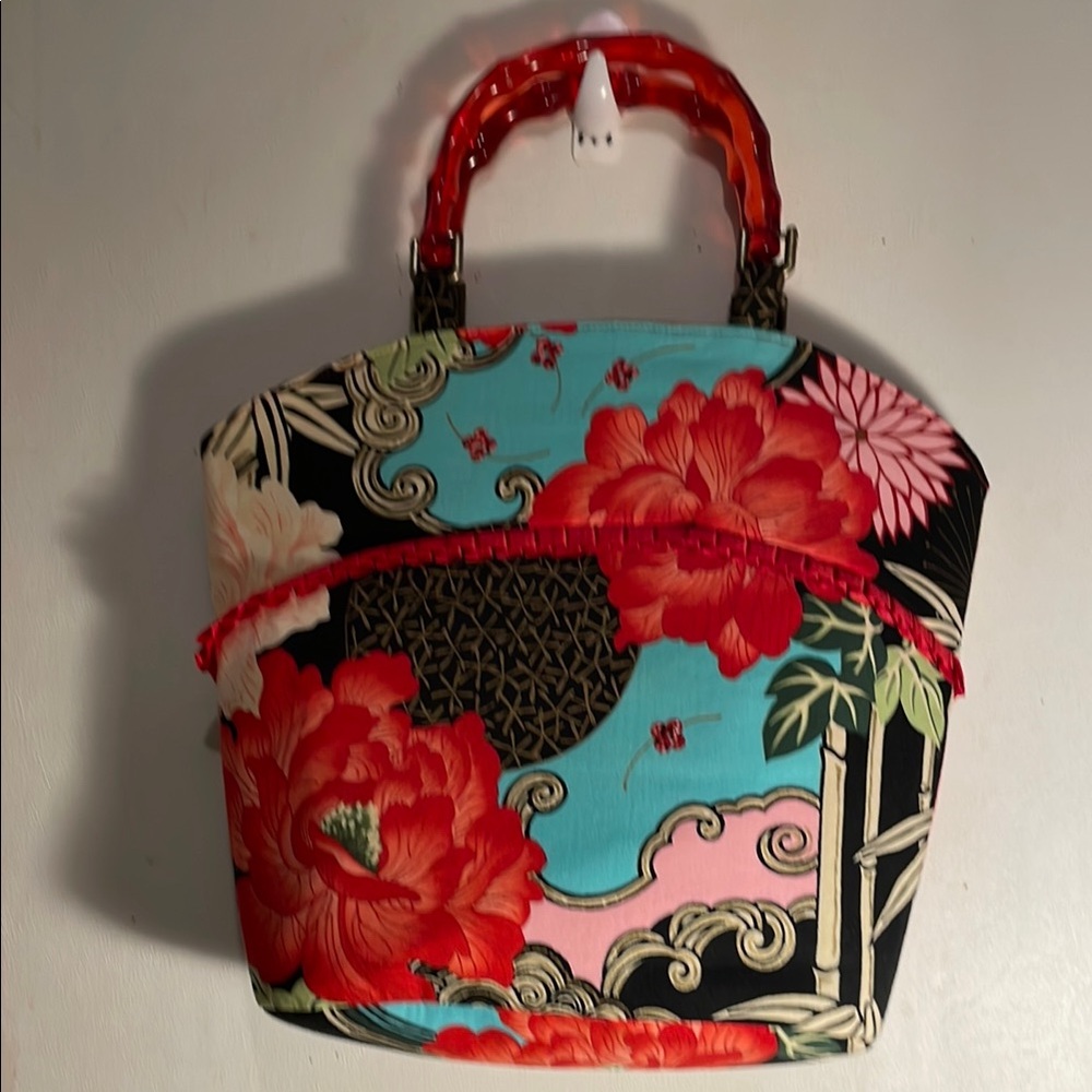 Floral Print Women's Bag with Red and Black Accents